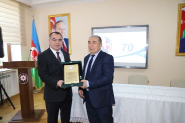 BITKI MÜHAFIZƏ VƏ TEXNIKI BITKLƏR ET İNSTITUTUNDA AQRAR ELMLƏR ÜZRƏ ELMLƏR DOKTORU ƏLƏDDIN TAĞIYEVIN 70 ILLIK YUBILEYINƏ HƏSR EDILƏN TƏDBIR KEÇIRILIB
