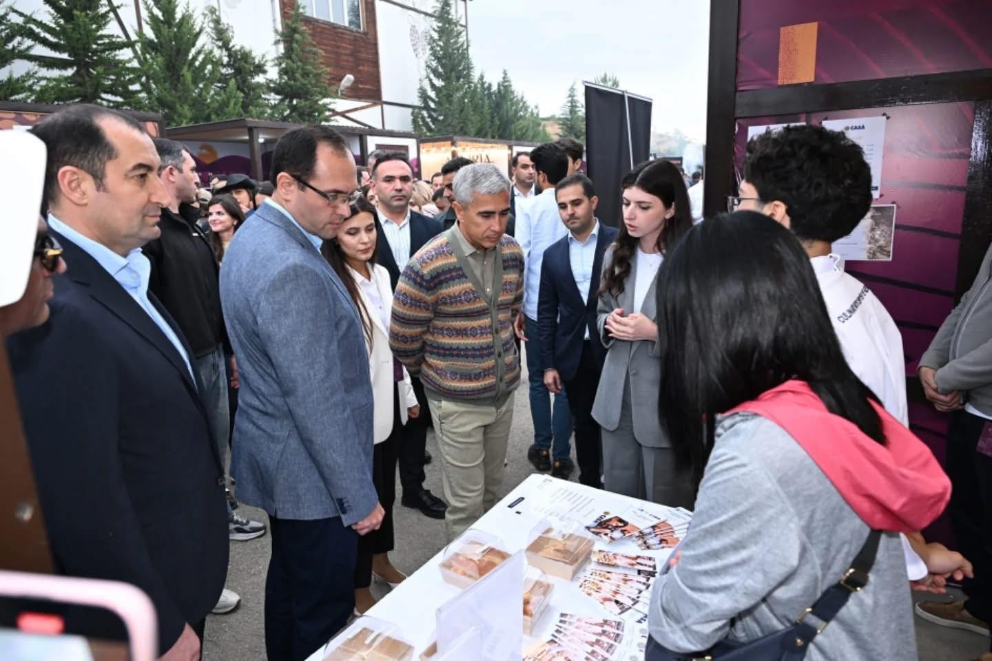 ŞAMAXIDA ÜZÜM VƏ ŞƏRAB FESTİVALI KEÇİRİLİB