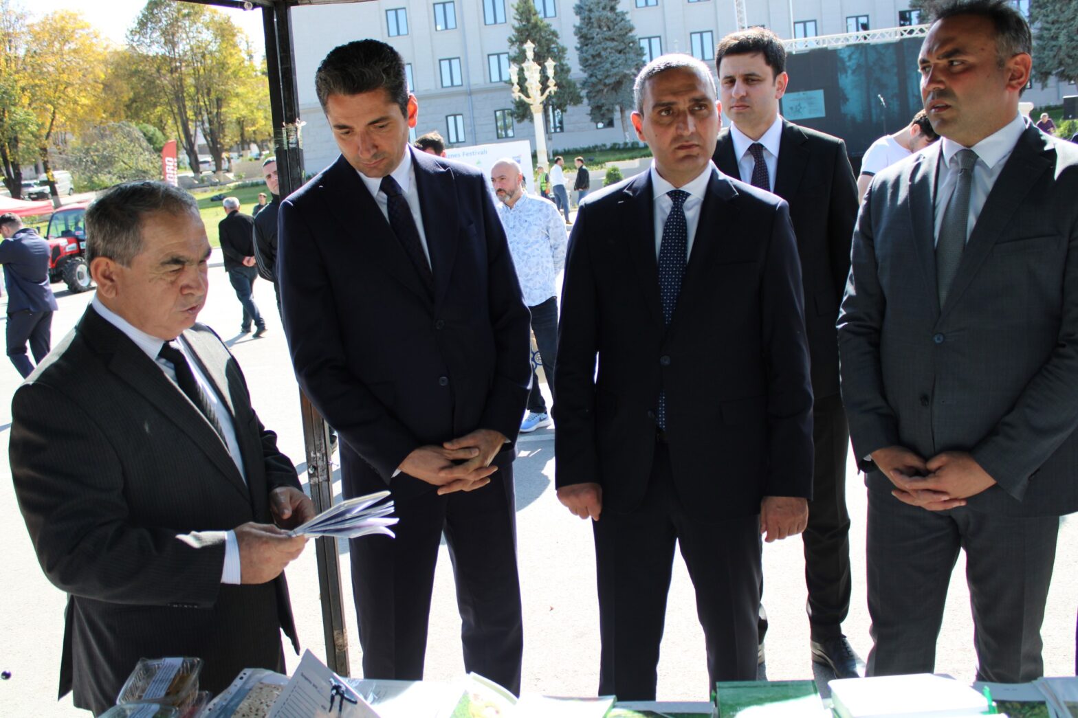 XANKƏNDİ ŞƏHƏRİNDƏ AQRAR BİZNES FESTİVALI VƏ TOXUM SƏRGİ-SATIŞ YARMARKASI KEÇİRİLİB