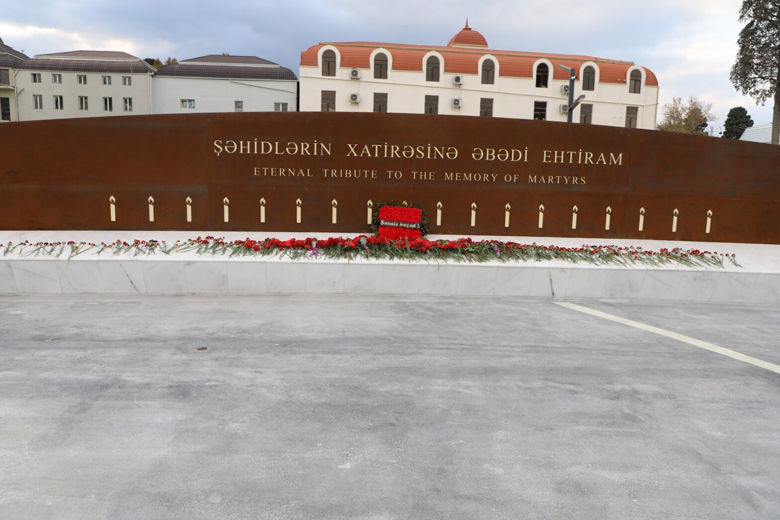 GƏNCƏ MEMORİAL KOMPLEKSİ ZİYARƏT OLUNUB