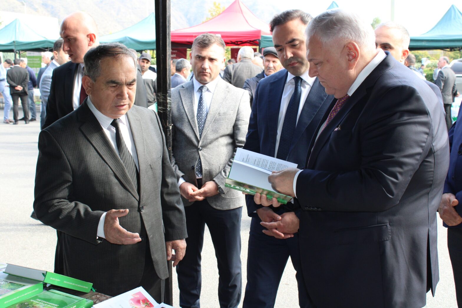 ŞƏKİ ŞƏHƏRİNDƏ AQRAR BİZNES FESTİVALI VƏ TOXUM SƏRGİ-SATIŞ YARMARKASI KEÇİRİLİB