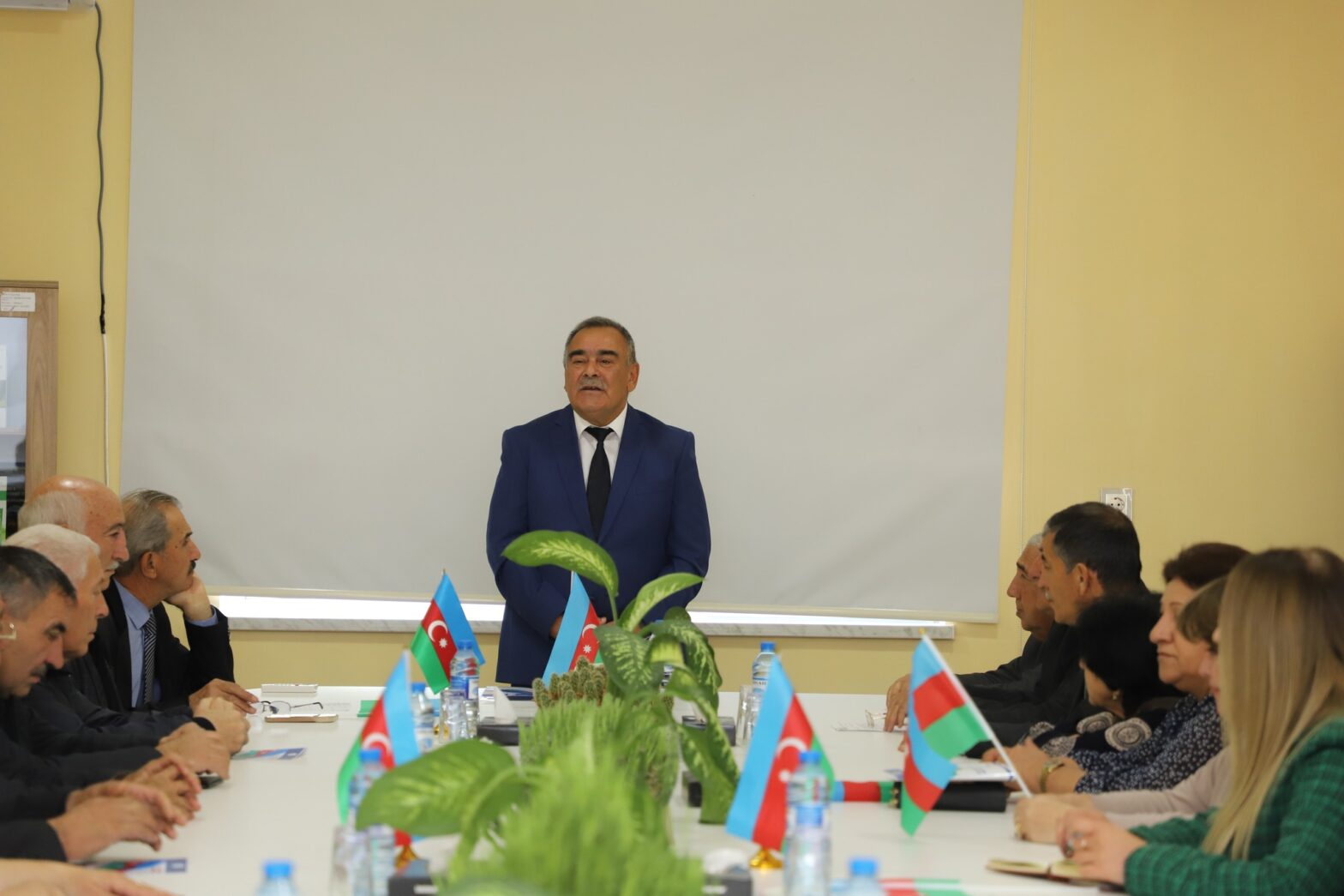 “BAYRAĞIMIZ – QÜRUR MƏNBƏYİMİZ” MÖVZUSUNDA TƏDBİR KEÇİRİLİB