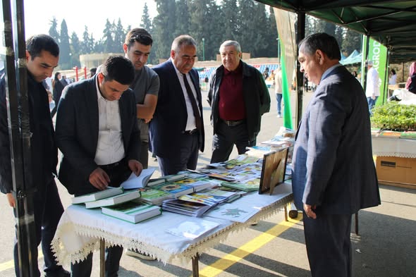 GÖYÇAYDA “NAR FESTİVALI” ÇƏRÇİVƏSİNDƏ AQRAR BİZNES FESTİVALI KEÇİRİLİB