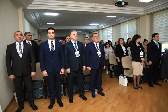 “BİOTORPAQ: ELMLƏ YAŞAYAN KƏND TƏSƏRRÜFATI” MÖVZUSUNDA RESPUBLİKA ELMİ-PRAKTİK KONFRANSI  KEÇİRİLİB.