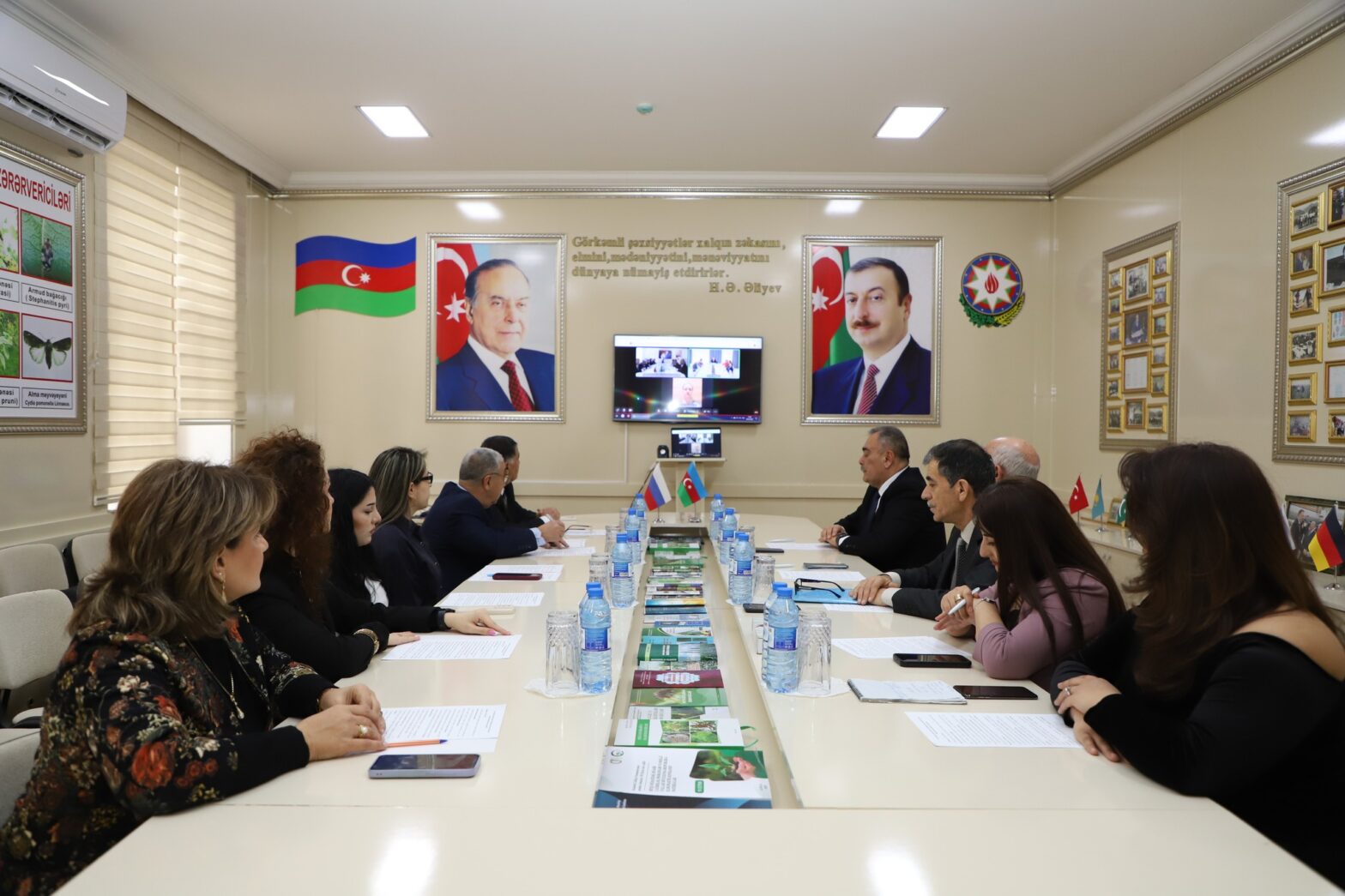 RUSİYA ELMİ MƏRKƏZİ İLƏ ONLAYN GÖRÜŞ KEÇİRİLİB