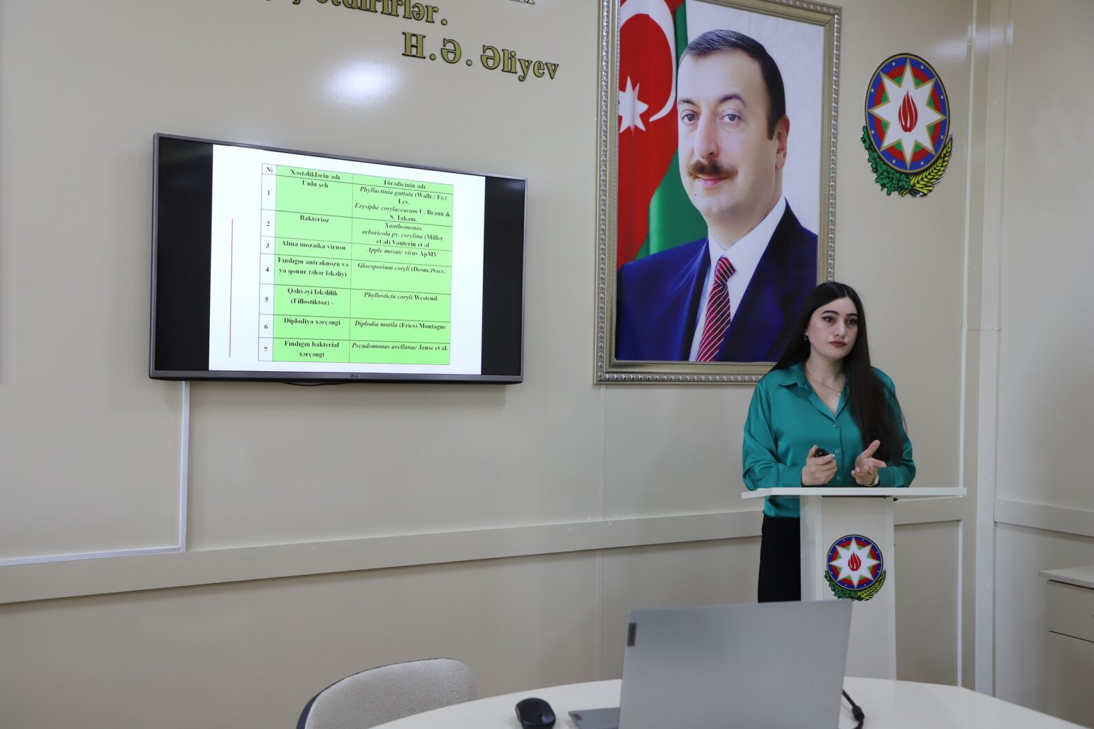 FINDIQ BİTKİSİNİN XƏSTƏLİK VƏ ZƏRƏRVERİCİLƏRİNƏ DAİR TƏLİM KEÇİRİLİB