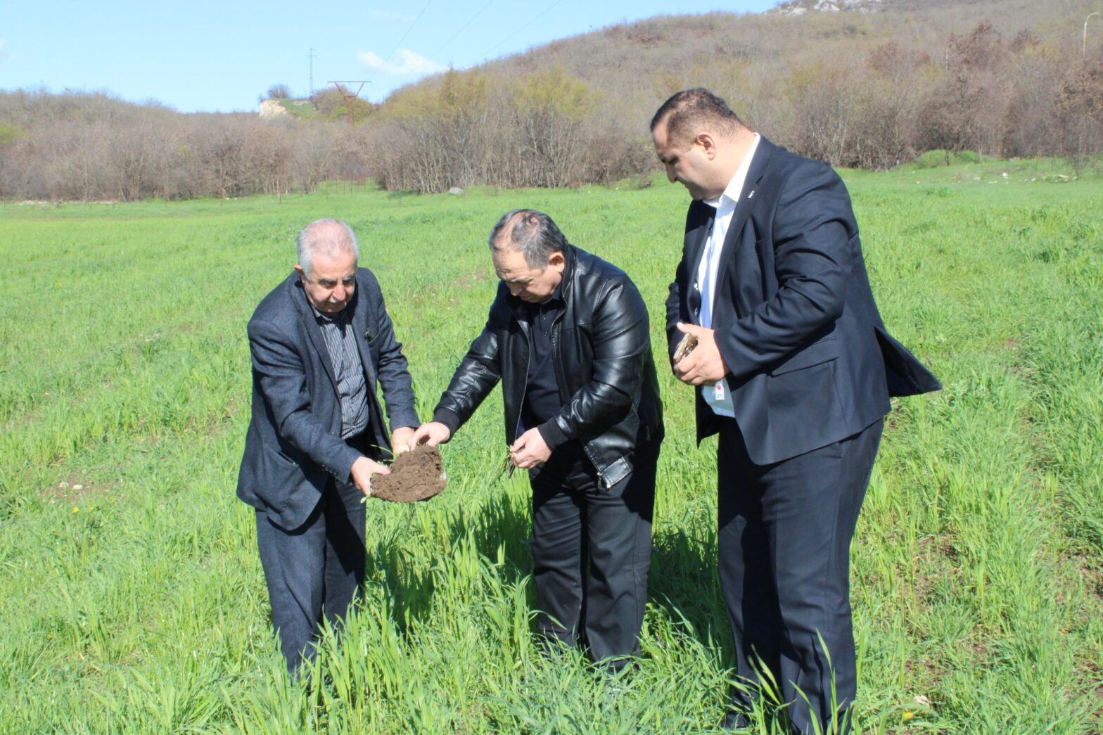 QARABAĞIN İŞĞALDAN AZAD EDİLMİŞ ƏRAZİLƏRİNDƏ FİTOSANİTAR  MONİTORİNQLƏR DAVAM ETDİRİLİR