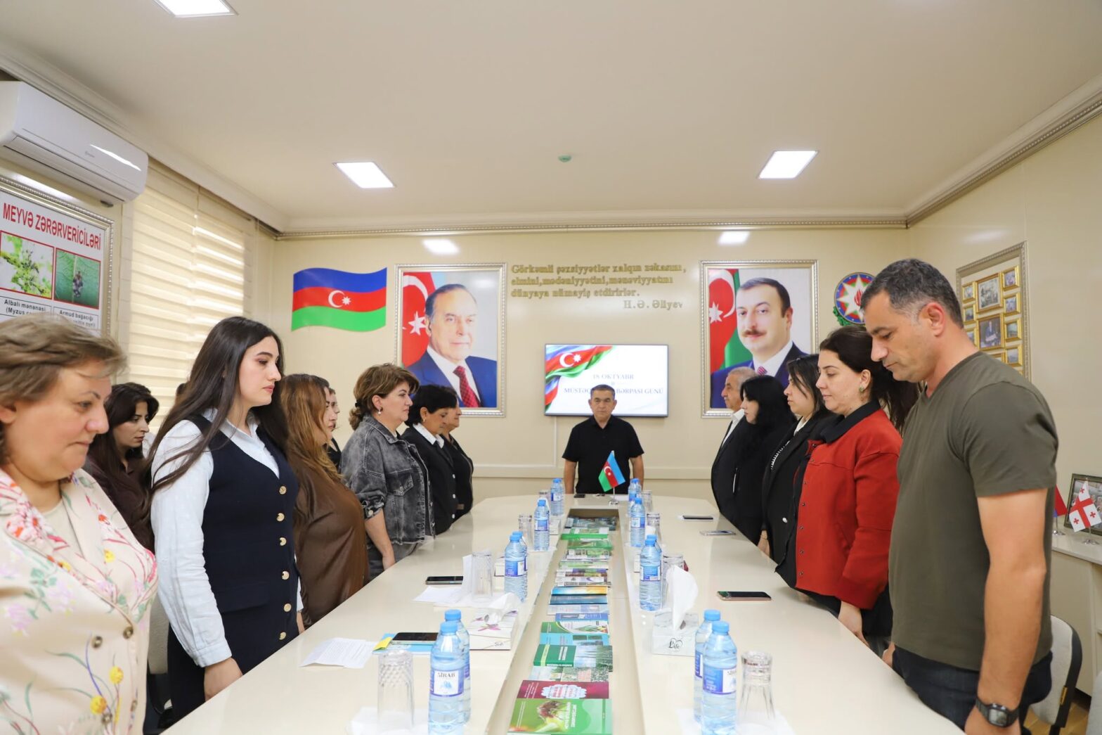 BMTBETİ-DƏ 18 OKTYABR – MÜSTƏQİLLİYİN BƏRPASI GÜNÜ MÜNASİBƏTİLƏ TƏDBİR KEÇİRİLİB.
